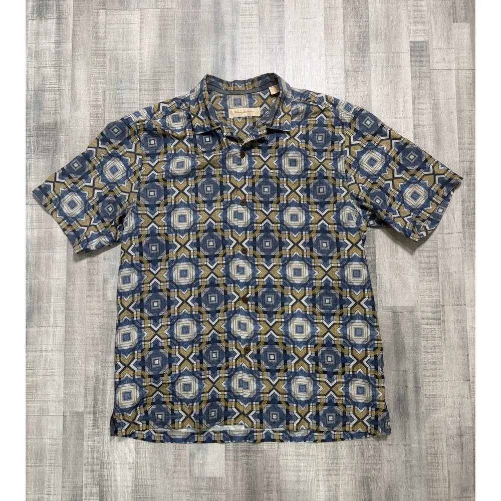 Tommy Bahama Men's Button Up Short Sleeve Shirt Size M Geometric 100% Silk